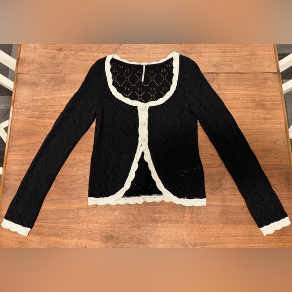 Adelene Cardigan in Black Cream Combo - Picture 2 of 5